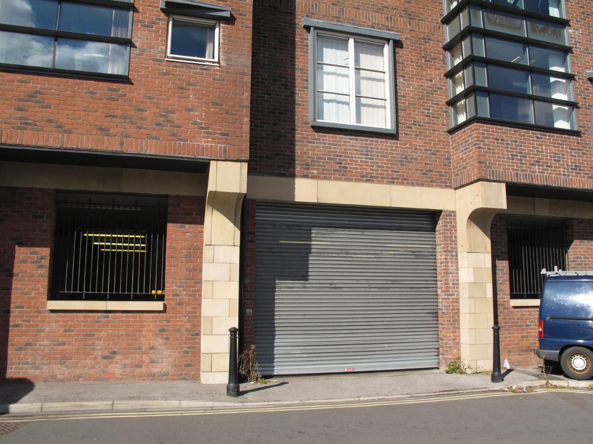 Churchill Two Bedroom Apartments With Free Parking And The Minster View 요크 외부 사진